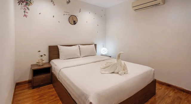 Апартаменты с 2 комнатами с балконом и с видом на город Aris Apartment - 343 Phạm Ngũ Lão Bùi Viện City Center