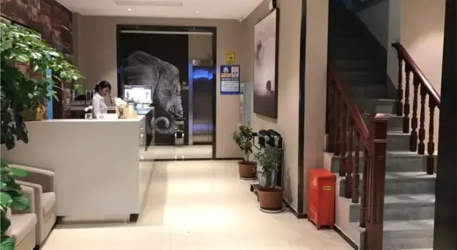 Jtour Inn Suizhou Yanhe Avenue, Prenota Hotel Hotel a Suizhou con parcheggio, Parcheggio