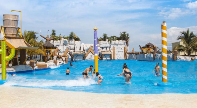 Grandes Lagos Resorts & Parque Aquático - Canal Oficial, Забронировать Отель Санта-Клара д'Осте штат Сан-Паулу