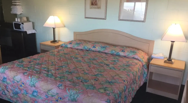 Seahorse Inn Manhattan Beach - LAX, Забронировать Мини-отель Манхэттен-Бич Los Angeles Beach Cities