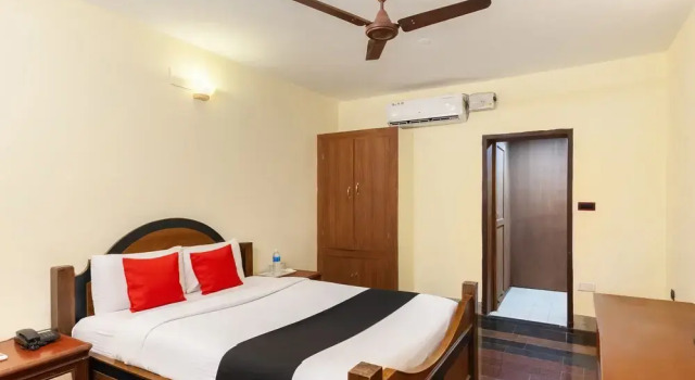 Capital O 40116 Sea Breeze Resort, Забронировать Курортный отель Отели штата Тамилнада с завтраком, Завтраки