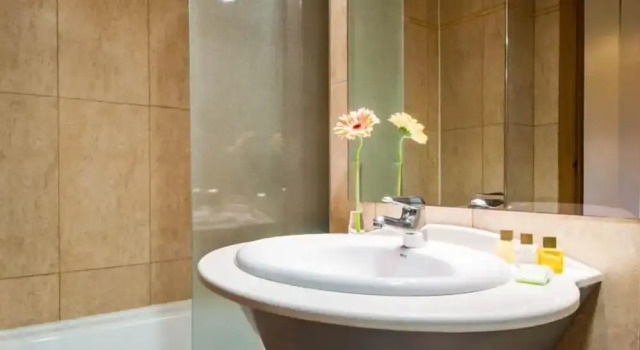 Полулюкс Hotel La Cava
