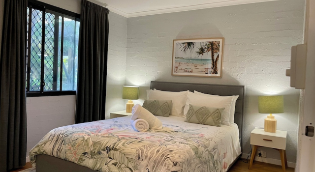 Апартаменты Deluxe Burleigh Palms Holiday Apartments