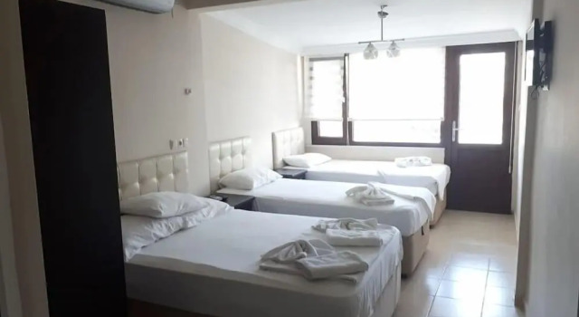 Standardní Čtyřlůžkový pokoj s balkonem Ceyf Motel