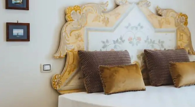 Трёхместный полулюкс Casa Vittoria Napoli - Santa Lucia