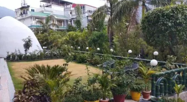 Tapovan Vatika, Rezervovat Lázně / Resort Rišikéš Uttarakhand