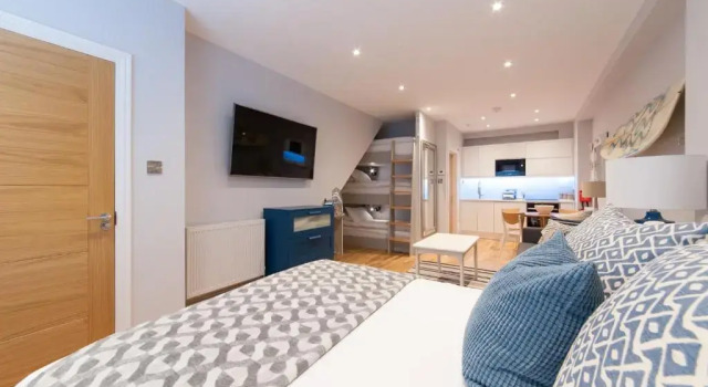 Студия Suites at number Ten