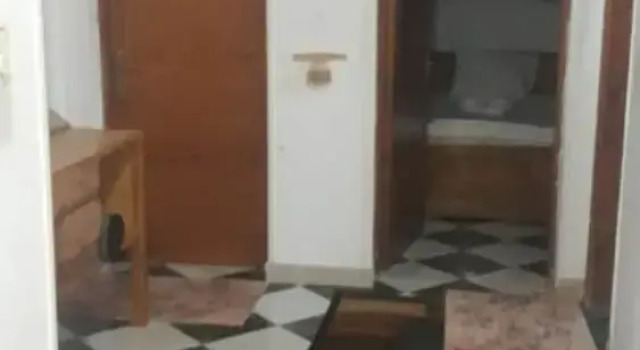 Memnon 3 Bedroom Flats, Забронировать Отель Отели Аль-Луксора с парковкой, Парковка