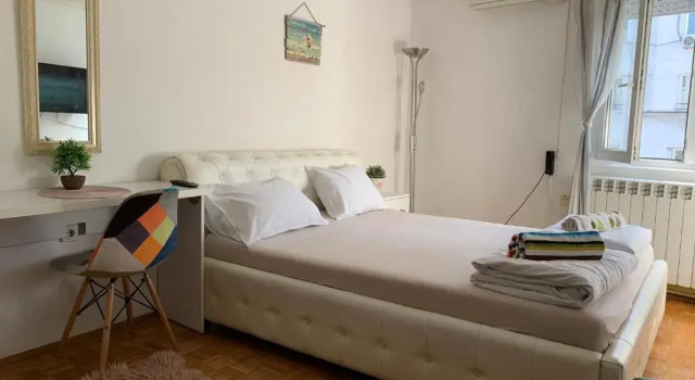 Sunrise Apartment