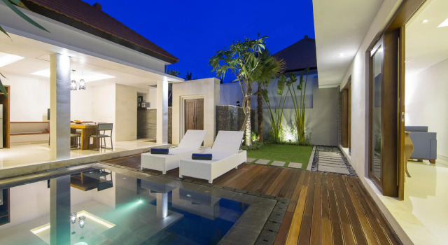 Camera Deluxe Odika Lovina Villas
