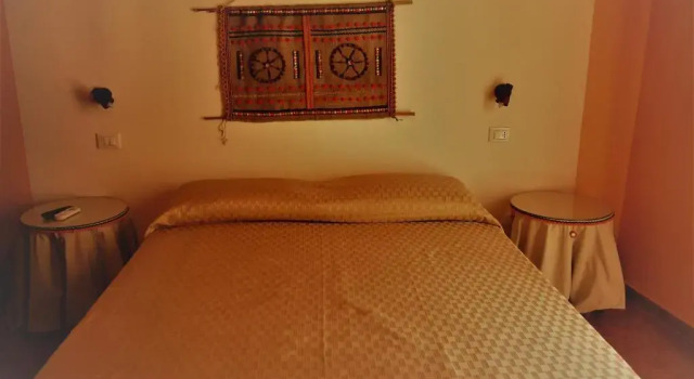 Standard dublă cameră cu balcon A Vanedda