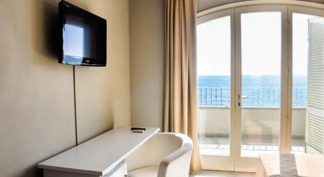 Comfort huone Torremare