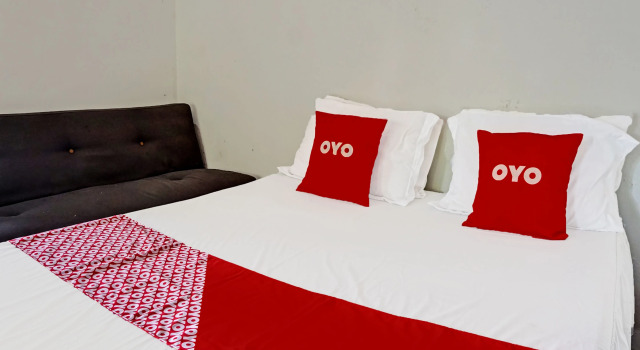 Номер Deluxe RedDoorz Syariah Near Wisata Durensewu Pandaan
