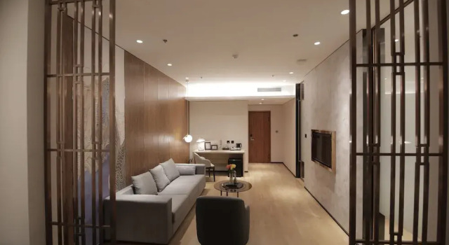 Люкс Lotus Blu Hotel Naga