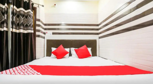 Starlight Hotel by OYO Rooms, Rezervovat Hotel Sri Ganganagar Rajasthan