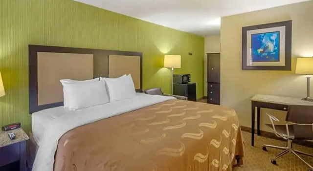 Standard Zimmer Quality Inn