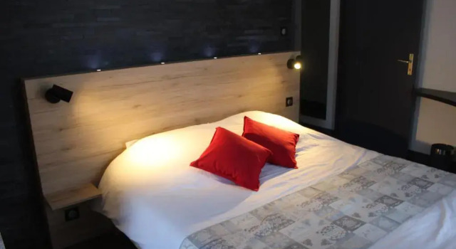 Двухместный номер Standard Hotel du Haut du Roc Demi Pension Comprise