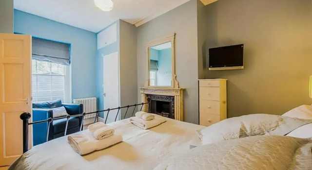 Апартаменты The Wellington: Two bedroom apartment with balcony and sea views