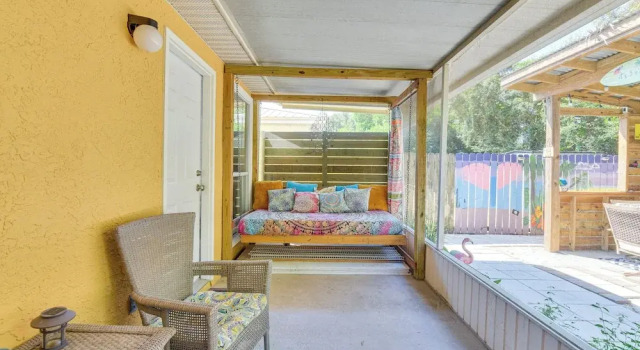 Breezy PCB Vacation Rental w/ Lanai, Walk to Ocean