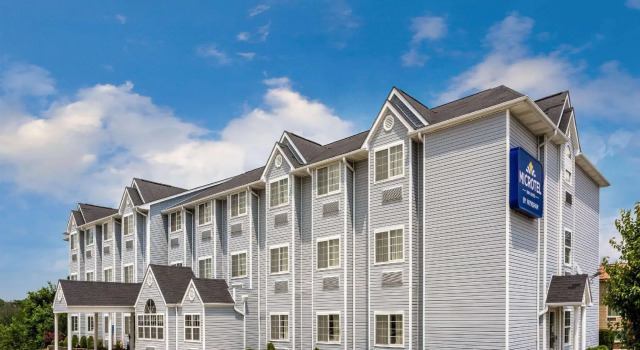 Одноместный номер Standard Microtel Inn & Suites by Wyndham Dry Ridge