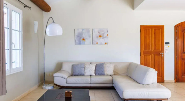 Holiday Home La Garrigue - PUJ100, Rezerwuj Hotel Pujaut Gard