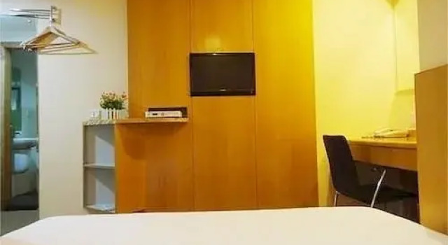 Yueting Inn - Shenzhen, Rezerwuj Hotel Hotele w Shenzhen z parkingiem, Parking