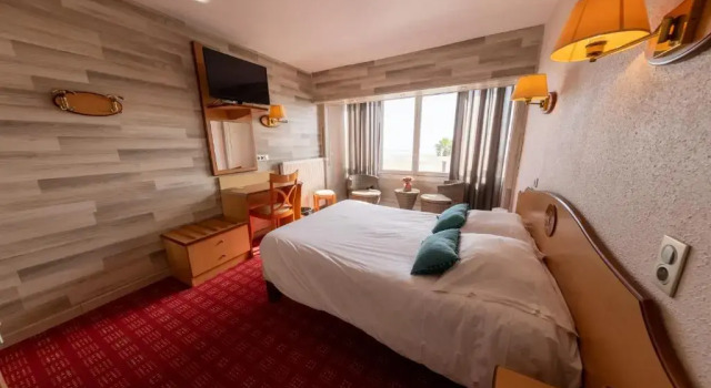 Двухместный номер Standard с видом на море Logis Hôtel & Restaurant Mediterranee