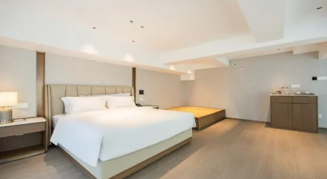 Люкс Wuxi Seaview One International Grand Hotel