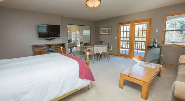 Brookside Bed & Breakfast, Buchen Sie Bed & Breakfast Hood River Columbia River Gorge