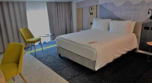 Deluxe Dvoulůžkový s manželskou postelí podkroví pokoj Mandachi Hotel & SPA