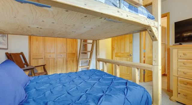 Апартаменты Downtown Winter Park Townhouse 3 Mi to Ski Resort!