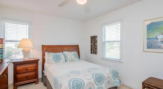Sweet Retreat by Oak Island Accommodations