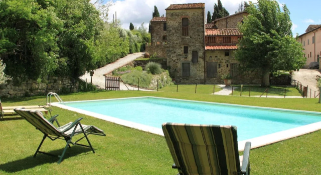 Коттедж Idyllic Tuscan Hideaway with Pool and spa