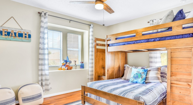 Dog-friendly Home w/ Private Hot Tub, High-speed Wifi, AC, Washer/dryer & Patio