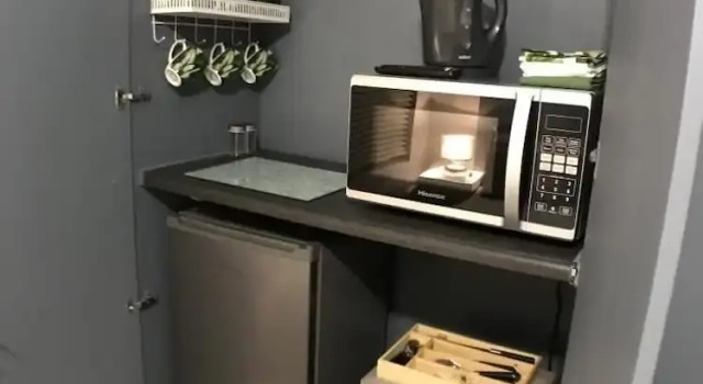 The Minimalist studio on the bay