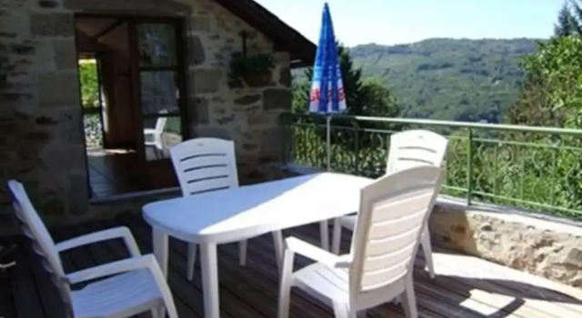 Gîte de l'église - Najac, Rezerwuj Hotel Najac Aveyron