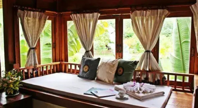 Полулюкс с видом на реку Pai Vimaan Resort