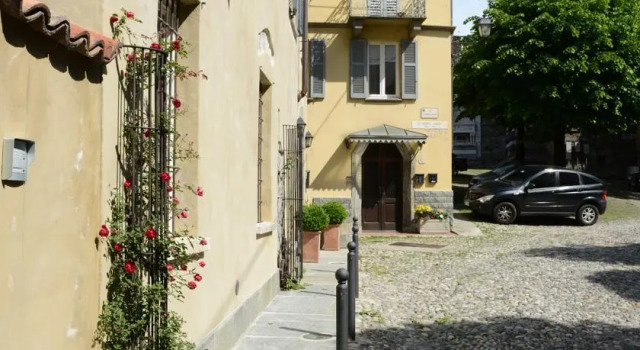 Villa Candiani, Book Villa Villas in Dervio, Villa