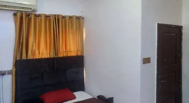 Апартаменты Luxurious 3-bedroom Apartment in Lagos With Pool Access
