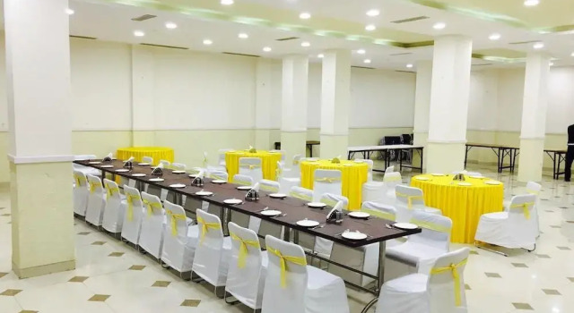 Shiv Hotel