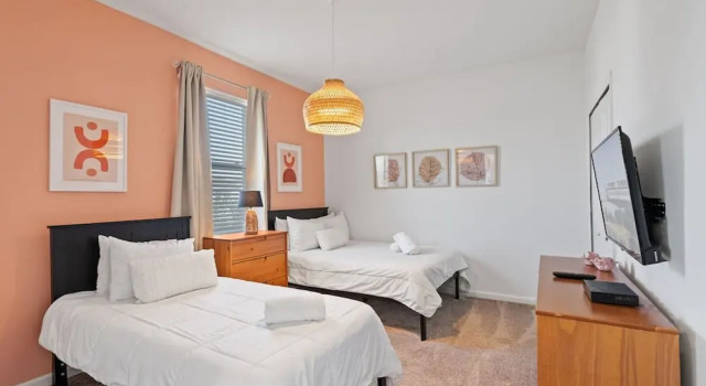 Beautiful Spacious 3-bed Condo Champions Gate