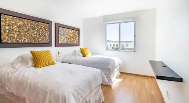 Lujosa Suite Ubicadísima Juriquilla Santa Fe B201, Забронировать Отель Отели Хурикилья с парковкой, Парковка