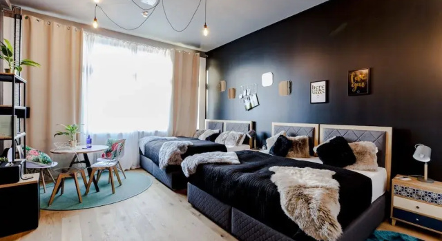 Design Hostel P182