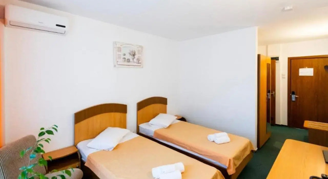 Hotel Siret Saturn, Réserver Hôtel Saturn Constanta