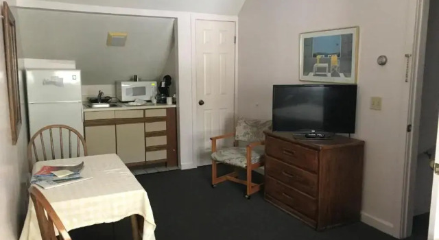 Студия Standard Traverse Bay Inn