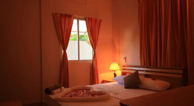 Sunny Lodge, Buchen Sie Hotel Alif Dhaalu Atoll Malediven
