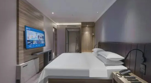 Люкс Deluxe HanTing Hotel (Zhoushan Xincheng)