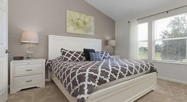 2554 Renshaw ST , Kissimmee, 3beds