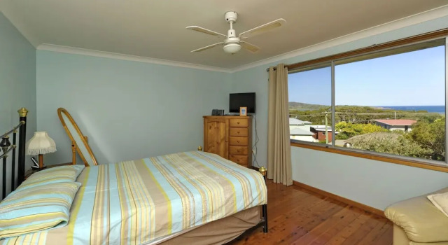 Pet Friendly Lentara St 10 - Fingal Bay