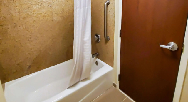Четырёхместный номер Standard Comfort Inn Oxon Hill - National Harbor